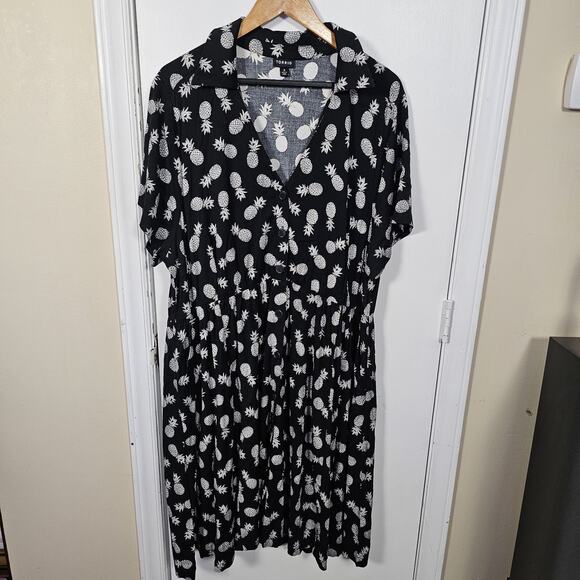 NwoT Torrid Challis Black Pineapple Shirt Dress Button Front Sz 3X Pockets Retro - Picture 3 of 8